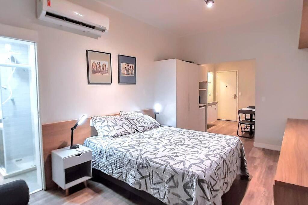 Av Atlantica - Terreo - Ao Lado Do Hotel Othon Palace 리오데자네이루 외부 사진